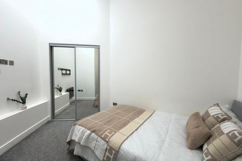 undefined, Bond Street, Birmingham B19