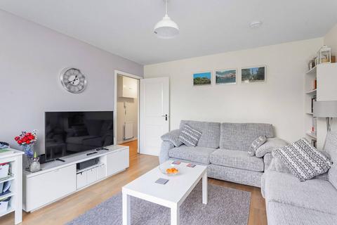 2 bedroom flat for sale, Flat 8 5 Lochend Park View, Leith, Edinburgh, EH7 5FB