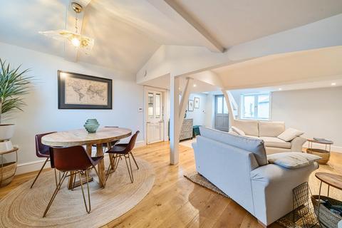1 bedroom maisonette for sale, Willoughby Lane, Bromley