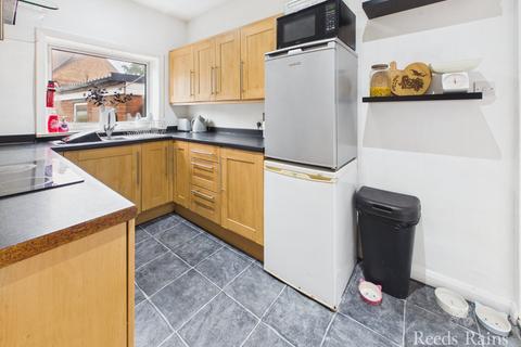 3 bedroom semi-detached house for sale, Maple Drive, North Yorkshire YO12