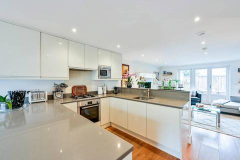 undefined, Lower Kings Road, North Kingston, Kingston Upon Thames, KT2