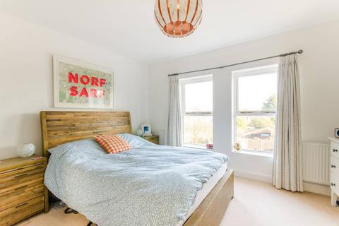 2 bedroom maisonette for sale, Shernhall Street, Walthamstow Village, London, E17