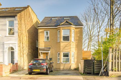 2 bedroom maisonette for sale, Shernhall Street, Walthamstow, London, E17