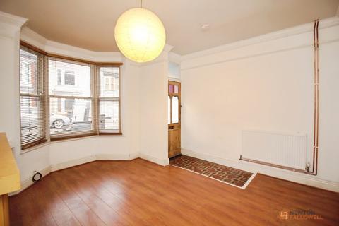 3 bedroom terraced house for sale, Harrow Road, Off Fosse Road South, Leicester, LE3