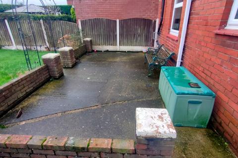 undefined, Mountain View, Rossett LL12