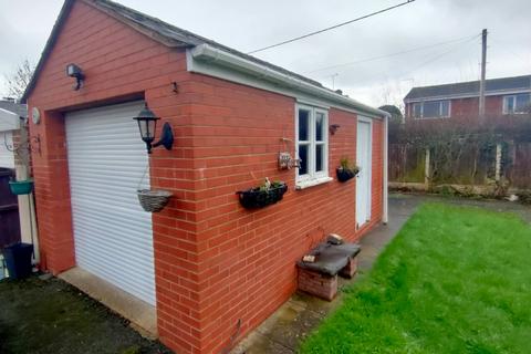 undefined, Mountain View, Rossett LL12