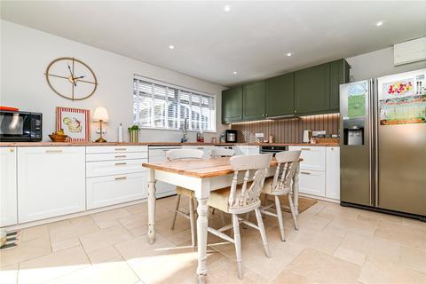 2 bedroom bungalow for sale, Brook Avenue North, New Milton, Hampshire, BH25