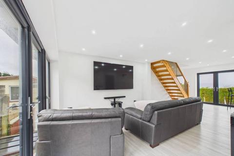 undefined, Greenfield Close, Llansamlet, SA7