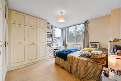 1 bedroom flat for sale, Quadrangle Tower, Hyde Park Estate, London, W2
