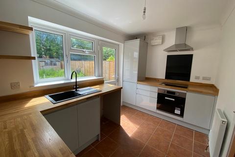 2 bedroom semi-detached house to rent, Thomas Close, King's Lynn PE33