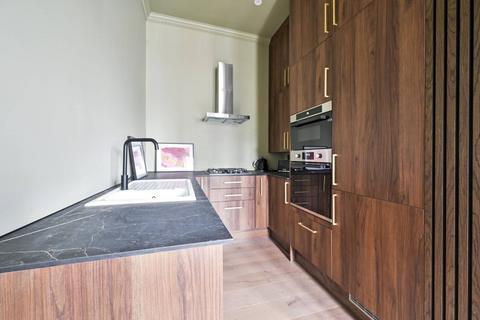 1 bedroom flat to rent, Redcliffe Gardens, Chelsea, London, SW10