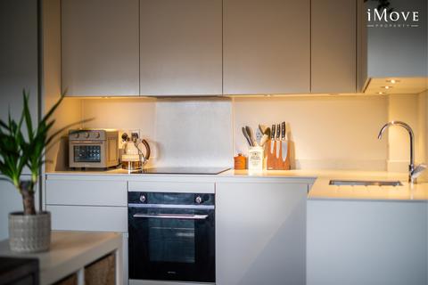 2 bedroom apartment for sale, Auckland Road, London SE19