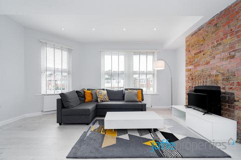 3 bedroom apartment to rent, Harlesden Road, London, NW10