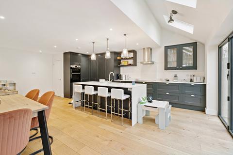 3 bedroom detached house for sale, Eleanor Road, Gerrards Cross SL9