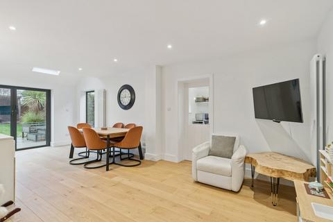 3 bedroom detached house for sale, Eleanor Road, Gerrards Cross SL9