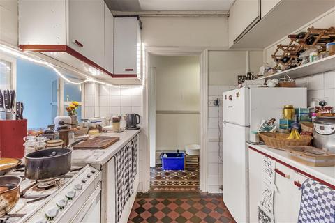 3 bedroom maisonette for sale, London NW10