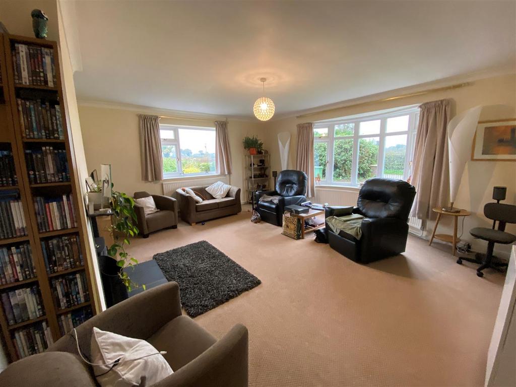 Living room.jpg