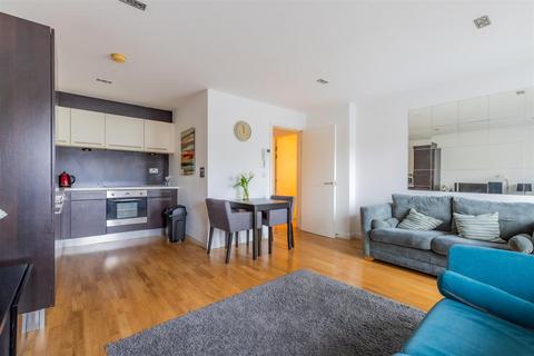 2 bedroom apartment to rent, Cathedral Road, Cardiff CF11