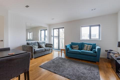 2 bedroom apartment to rent, Cathedral Road, Cardiff CF11