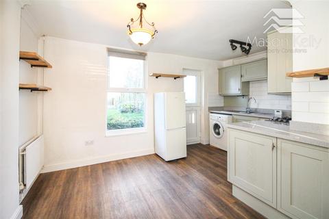undefined, Hanslope, Milton Keynes MK19