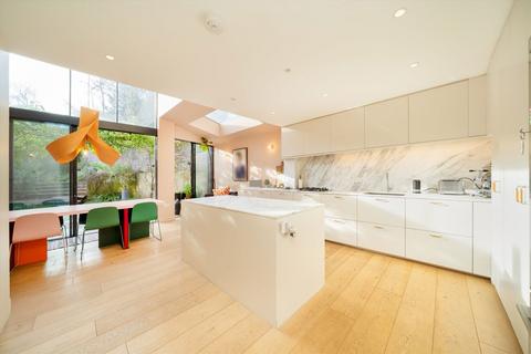 3 bedroom house for sale, Hugo Road, London N19