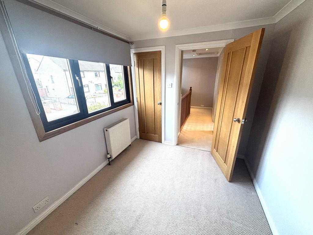 Bedroom (b)