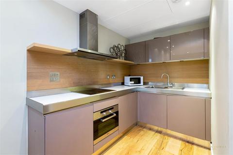 1 bedroom apartment for sale, Hirst Court, Grosvenor Waterside, 20 Gatliff Road, London, SW1W