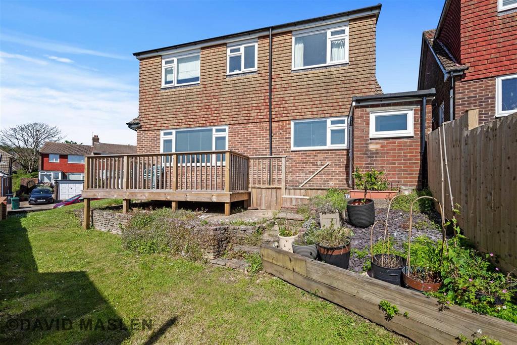 Rear Garden (4).jpg