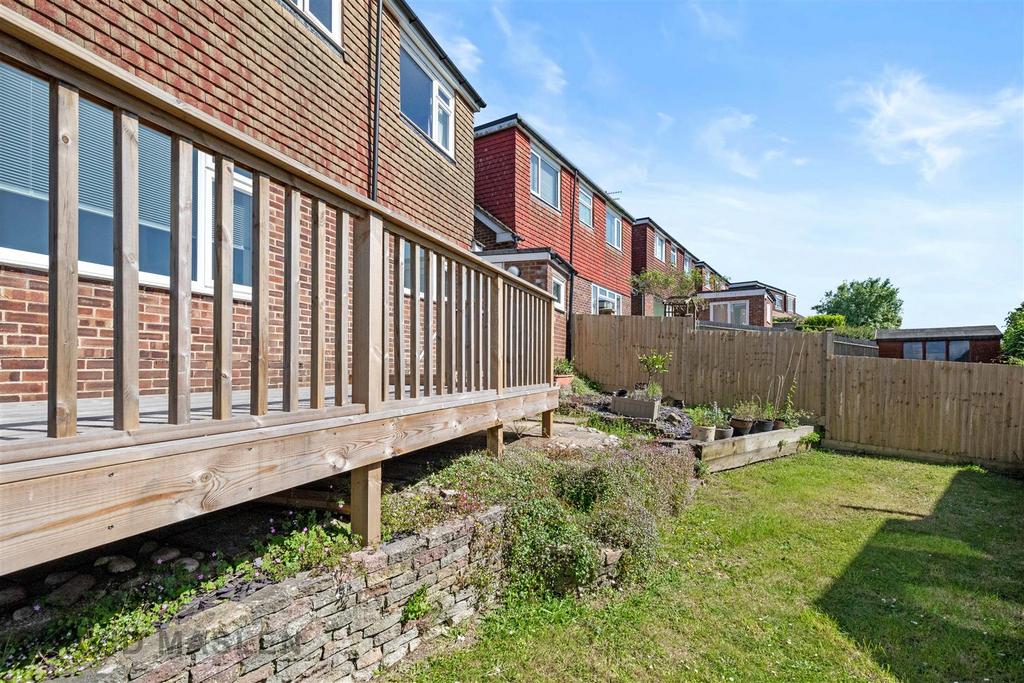 Rear Garden (3).jpg
