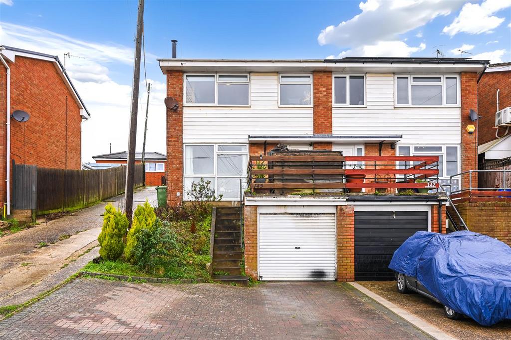 145 PEBSHAM LANE - TN402 RN - PHOTOS (19).jpg