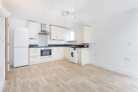 2 bedroom flat for sale, Canterbury Road, London, CR0