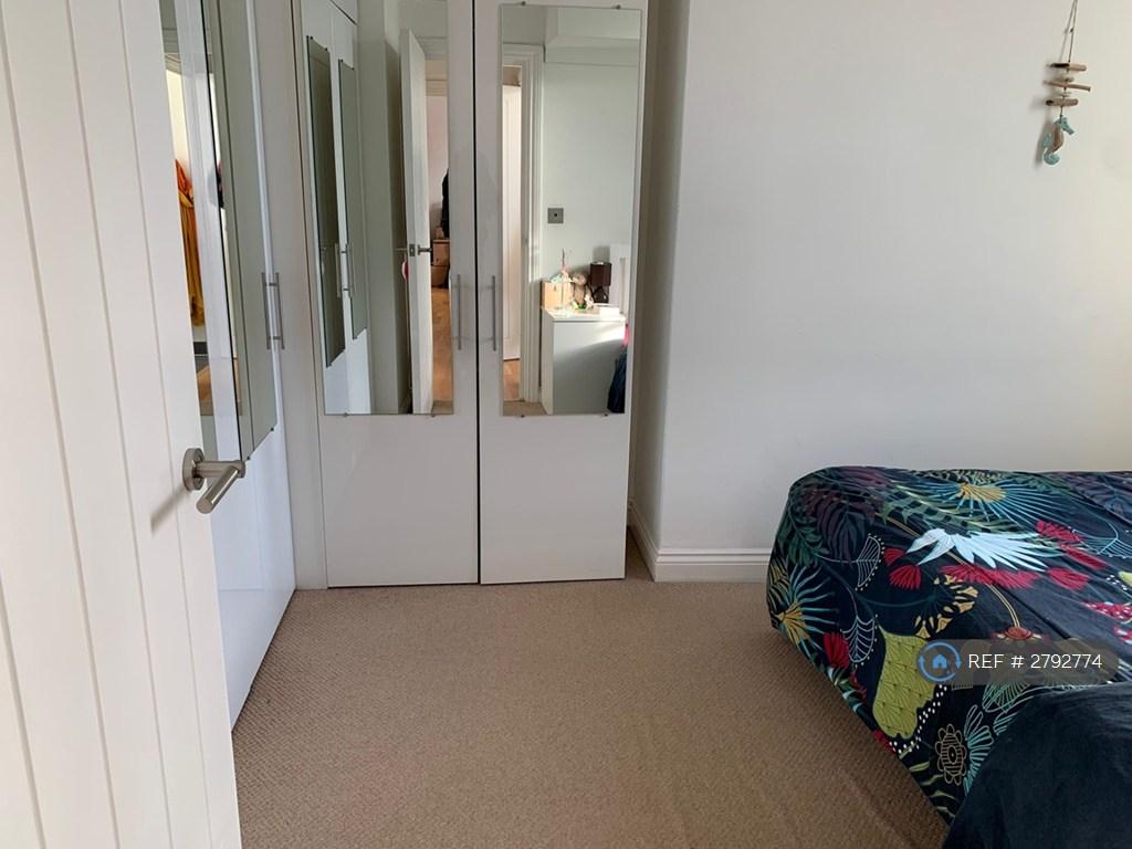 Fitted Wardrobes