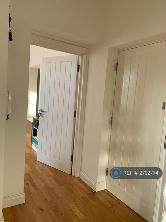 Doors And Fittings