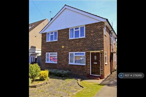 Beech Ave, Ruislip, HA4
