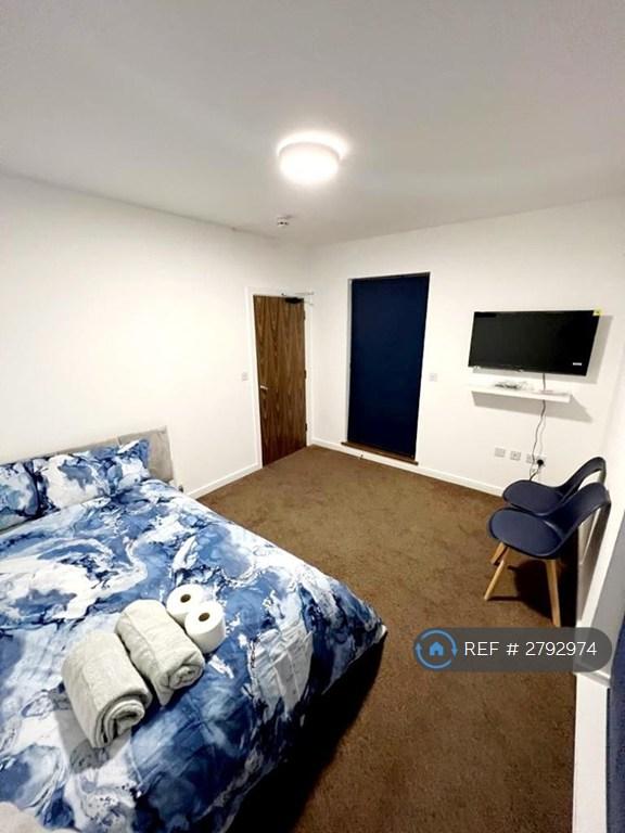 Furnished Room