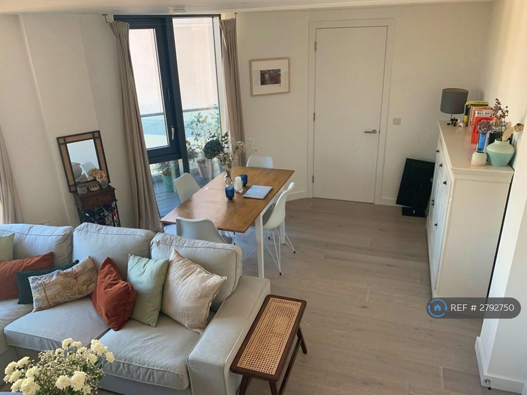 Living Room / Diner