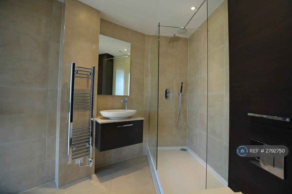 En Suite Bathroom