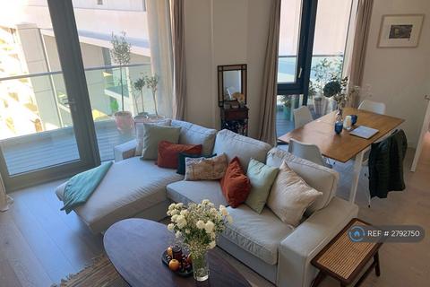 2 bedroom flat to rent, City North West Tower, London, N4