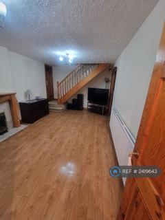 3 bedroom semi-detached house to rent, Malham Close, Southport, PR8