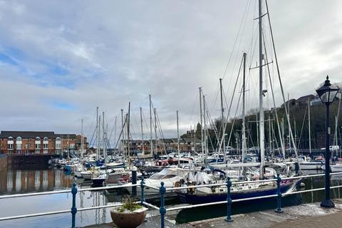 undefined, Plas st andresse
