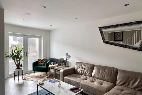 undefined, Plas st andresse