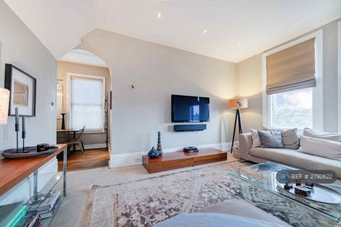 2 bedroom flat to rent, Compayne Gardens, London, NW6