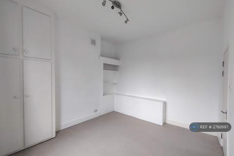 undefined, Martell Road, London, SE21