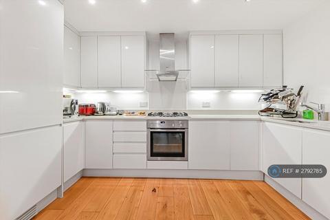 undefined, Sutherland Avenue, London, W9