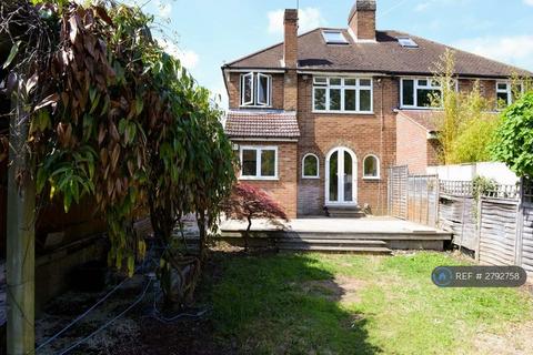 undefined, Manor Crescent, Guildford, GU2