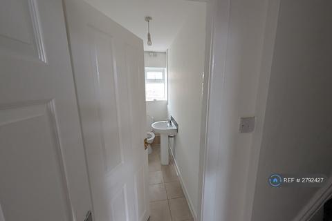 undefined, Lever St, Heywood, OL10