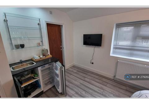 1 bedroom in a house share to rent, Kings Road, St Albans, AL2