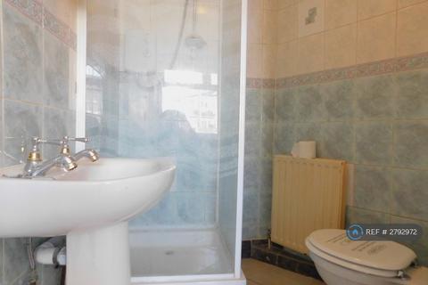 undefined, Fairview Crescent, Harrow, HA2