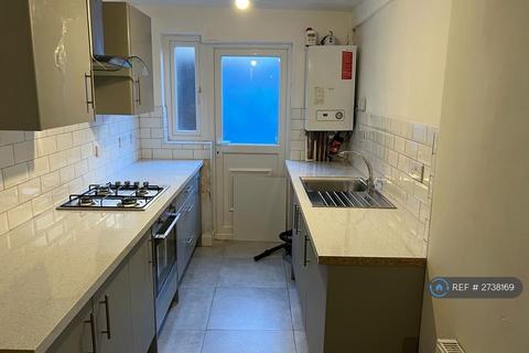 3 bedroom terraced house to rent, Orrel Street, Salford, M6