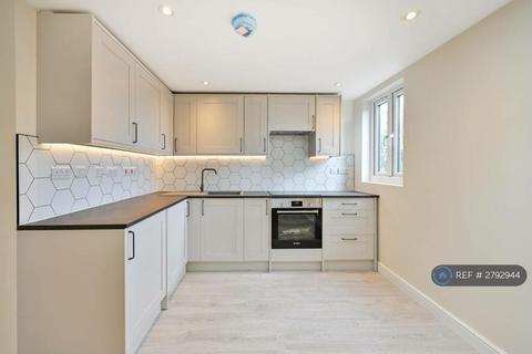undefined, Hanworth Road, Hounslow, TW3